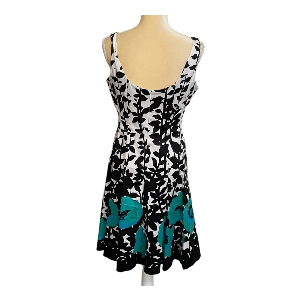 Jones New York Fit & Flare Floral Sleeveless Scoop Neck Dress Black White Sz 10 - Picture 6 of 12